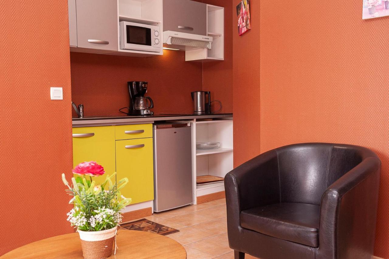Le Catalan - Hotel Et Appartements Мон-Луи Экстерьер фото