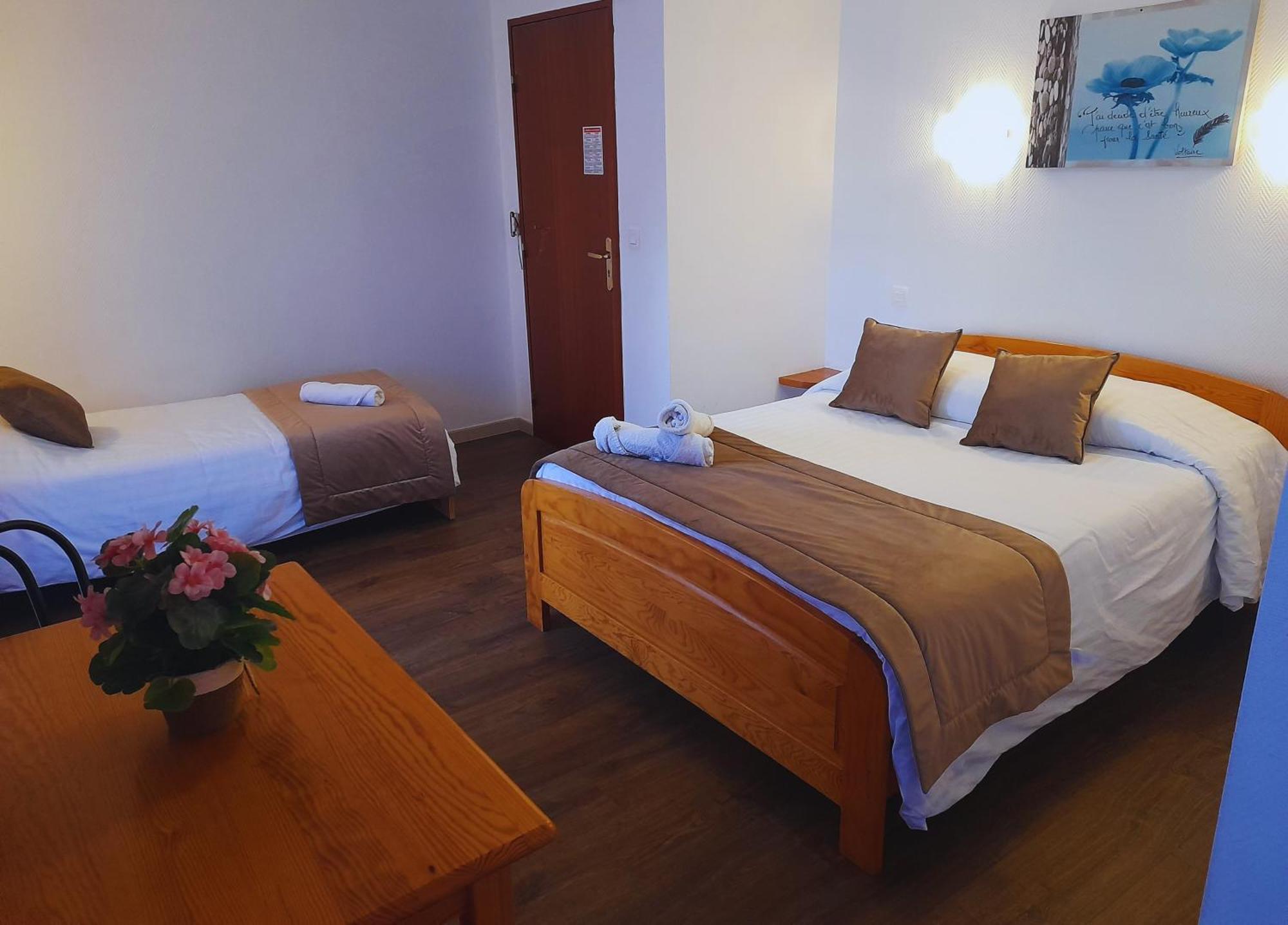 Le Catalan - Hotel Et Appartements Мон-Луи Экстерьер фото