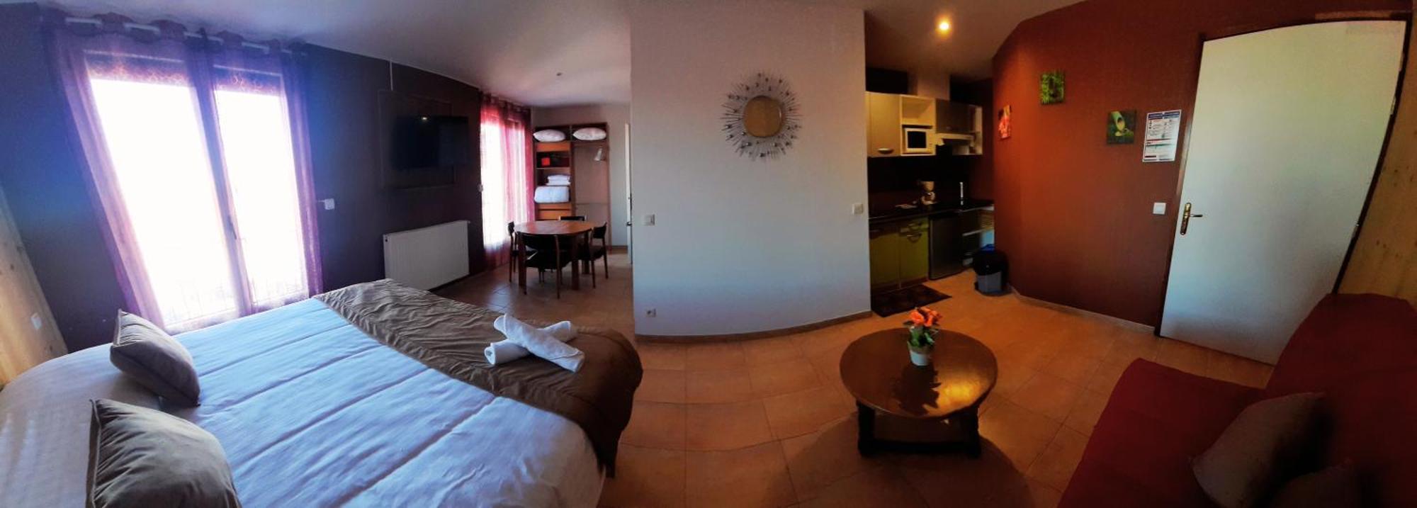 Le Catalan - Hotel Et Appartements Мон-Луи Экстерьер фото